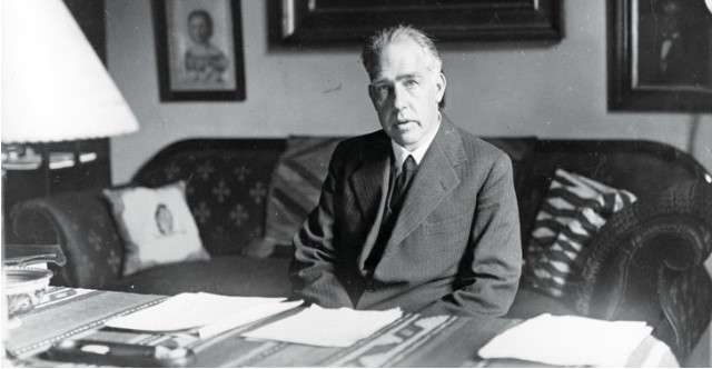 "Niels Bohr: Revisão da Tabela Periódica em 1922. #ContribuiçõesCientíficas"