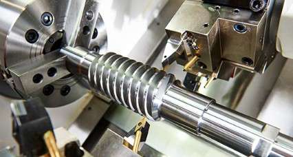 "Usinagem Torneiro Mecânico: Precisão e Habilidade em Cada Detalhe. #ExcelênciaIndustrial"